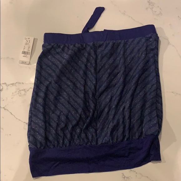 New York and Company Blue Striped Halter Top - Picture 4 of 8